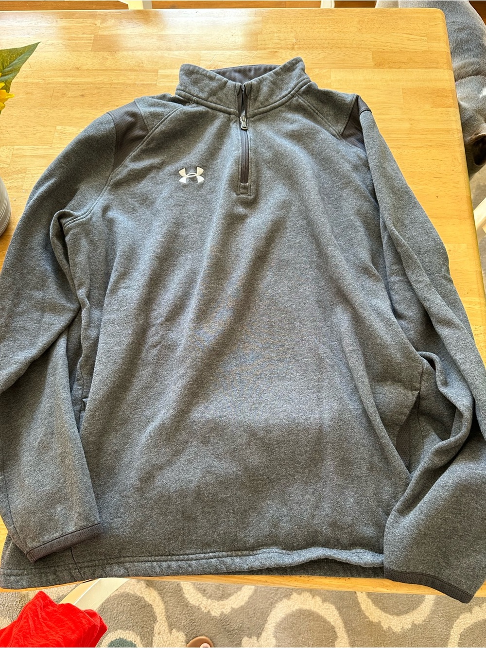 Under Armour men’s pullover sweatshirt XL